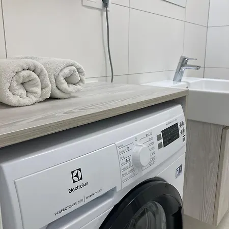 Mulberry With Parking In 아파트