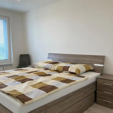 Apartman Mulberry With Parking In